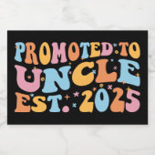 Hij werd gepromoveerd tot Uncle Est. 2025 III Voedselcontainer Etiket (Enkel label)