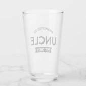 Hij werd gepromoveerd tot Uncle Est. 2026 II Glas (Achterkant)