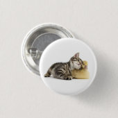 Hij zal je overal volgen. ronde button 3,2 cm (Voorkant /achterkant)