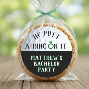 Hij Zette Een Ring Om Het Golf Bachelorfeest Ronde Sticker