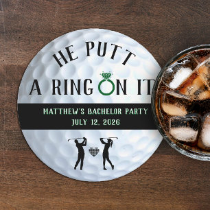 Hij Zette een Ring Om Het Golf Verlovingsfeest Ronde Kartonnen Onderzetter