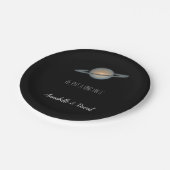 Hij zette een Ring op het Saturnus in Space Party Papieren Bordje (Gekanteld)