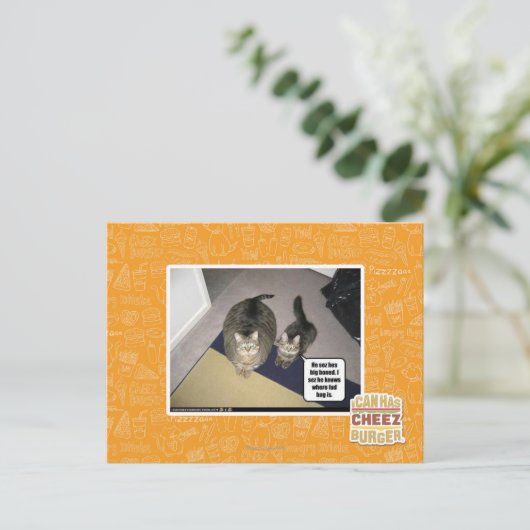 Hij ziet haar groot uitgebeend. briefkaart (Staand voorkant)