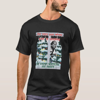 Hij ziet je als je slaapt en kent de Bigfoo T-shirt