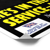 Hij zit in de stille dienst, hè? — WKII Poster (Hoek)