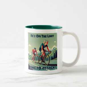 Hij Zit Op De Grens Tijd Om Aan Te Vallen Wielrenn Tweekleurige Koffiemok