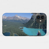 Hiker ziet het turkooiskleurige meer over het hoof Case-Mate iPhone case (Achterkant (horizontaal))