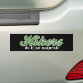 Hikers doen het in Naturale Bumpersticker (Op auto)