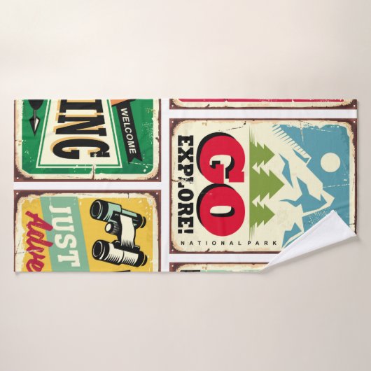 Hiking and camping retro signs collection. Outdoor Badhanddoek (Badhanddoek)