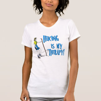 Hiking is mijn therapie! t-shirt