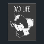 Hilarious Pap Life Fathers Day Toilet Lazy Dad Briefkaart<br><div class="desc">Hilarious papa Life Fathers Day Toilet Lazy Dad. Een grappige cadeautje voor een man en familievader die graag op het toilet zit.</div>
