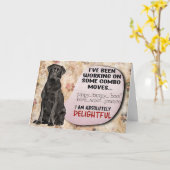 Hilarisch idee van je Labrador Birthday Kaart (Gele Bloem)