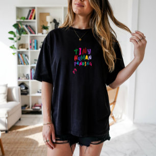 Hilarisch zwangerschapsvingerafdruk kleurrijk t-shirt