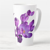  Hilary naam paarse bloementrendy fun Latte Mok (Rechterhoek)