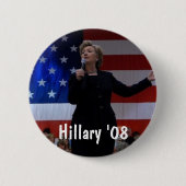 Hillary 08 ronde button 5,7 cm (Voorkant)