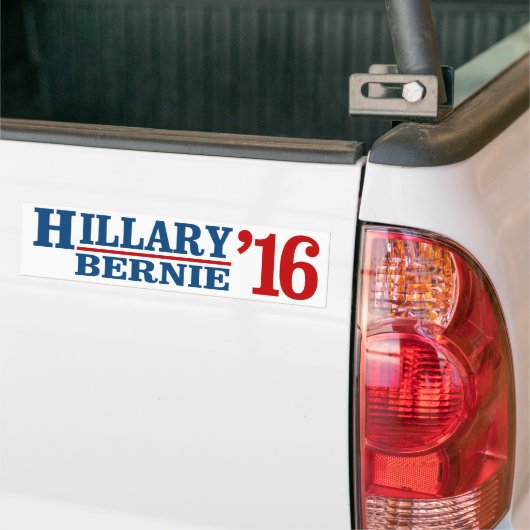 Hillary en Bernie 2016 - Liberal Humor -.png Bumpersticker (Op Truck)
