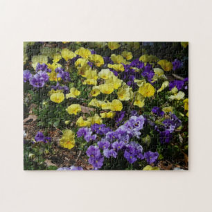 Hillside van Paarse en gele pansies Legpuzzel