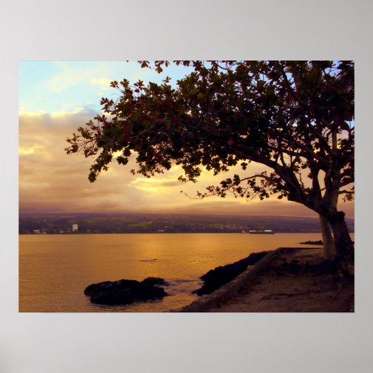 HILO BAY SUNDOWN in HAWAII Poster (Voorkant)