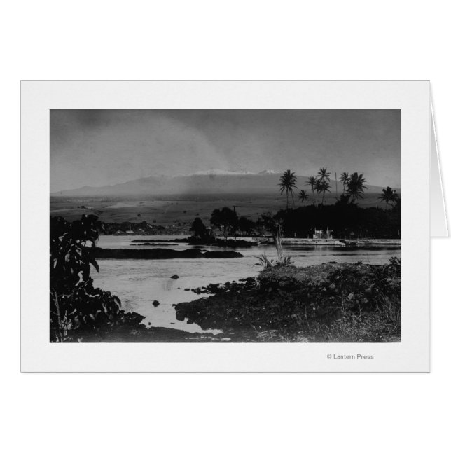 Hilo, Hawaii - Uitzicht van de stadfoto (Voorkant Horizontaal)