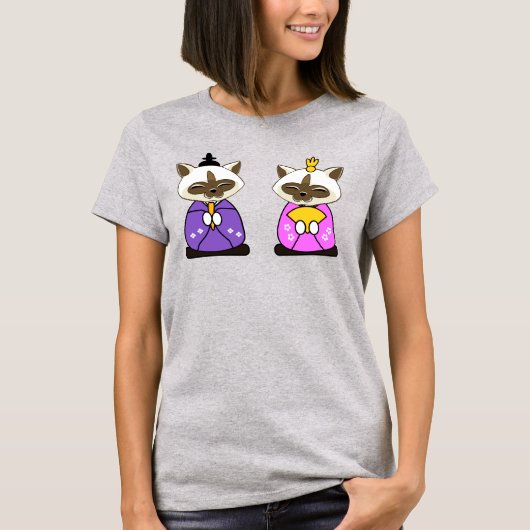 Hinamatsuri Siamese Cats Hina Ningyo T-shirt (Voorkant)