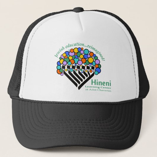 Hineni Learning Center Trucker Hat Pet (Voorkant)