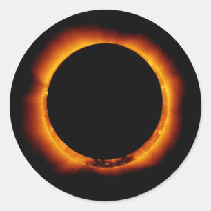Hinode stelt een jaarlijkse zonnecrisis vast ronde sticker
