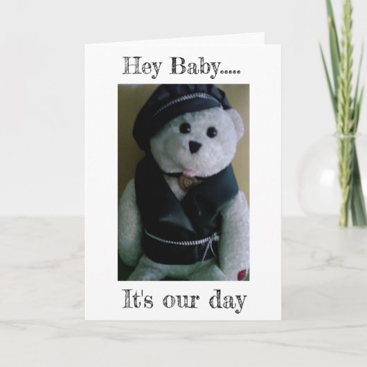 HIP TEDDY ZEGT HEY BABY HET IS ONS DAG-JUBILEUM KAART (Voorkant)