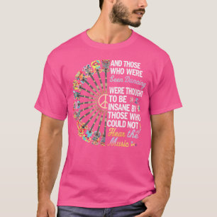 Hippie gitaar en degenen die werden gezien dansen  t-shirt
