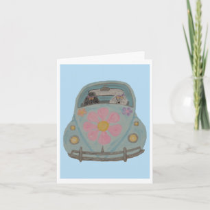 Hippie Poedels in hun Flower Child Liefdesauto