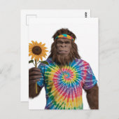 Hippie Sasquatch in Tiedye met zonnebloem Briefkaart (Voorkant / Achterkant)
