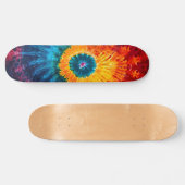 Hippie Tie Dye skateboard to ride in the clouds (Horizontaal)