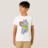Hippo als Basketballspeler met Basketball.PNG T-shirt (Voorkant volledig)