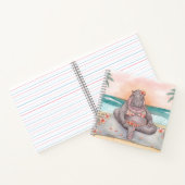 Hippo in bikini is on the beach relaxing notitieboek (Binnen)