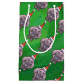 Hippo in Santa Hat Pattern over Groen Klein Cadeauzakje (Voorkant)