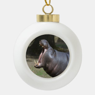 Hippo met zijn mond open keramische bal ornament