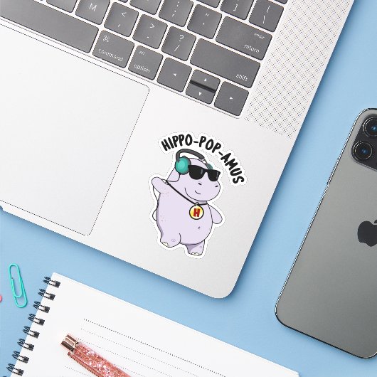 Hippo-pop-amus Funny Pop Music Hippo Pun Sticker (Laptop met iPhone)