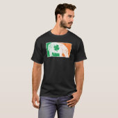 Hippopotamus St Patrick's Day Irish Flag C Distres T-shirt (Voorkant volledig)