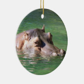 Hippopotamus zwemt op het oppervlak keramisch ornament (Rechts)