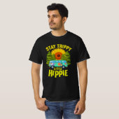 Hippy Camping Shirt, blijf Trippy Little Hippie T-shirt (Voorkant volledig)