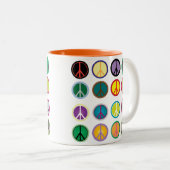 Hippy vredesbord 60s kleurrijk patroon tweekleurige koffiemok (Voorkant rechts)