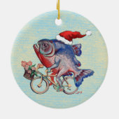 Hipster Piranha op een fiets met kerstmuts Keramisch Ornament (Achterkant)