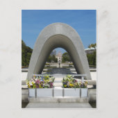 Hiroshima Herdenkings-Cenotaaf Briefkaart (Voorkant)
