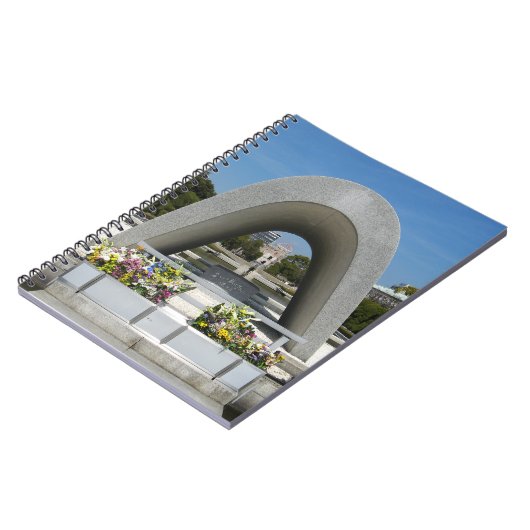 Hiroshima Memorial Cenotaph Notitieboek (Linkerzijde)