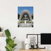 Hiroshima Memorial Cenotaph Poster (Thuiskantoor)