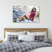 Hispanic Woman Creek Canvas Afdruk (Insitu (Slaapkamer))