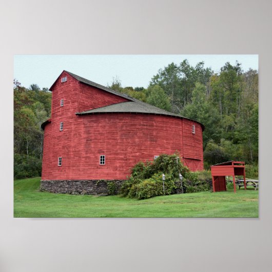 Historic Red Round Barn, Halcottsville, New York Poster (Voorkant)