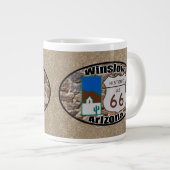 Historic Route 66 ~ Winslow, Arizona Grote Koffiekop (Voorkant rechts)