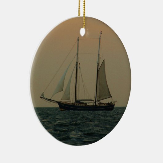 Historic Schooner Keramisch Ornament (Rechts)