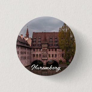 Historisch gebouw bij zonsondergang in Neurenberg, Ronde Button 3,2 Cm