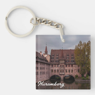 Historisch gebouw bij zonsondergang in Neurenberg, Sleutelhanger